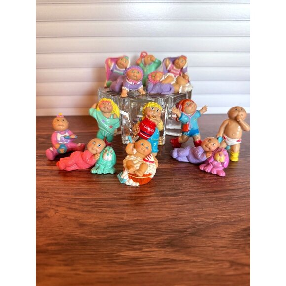 1980's Vintage Cabbage Patch Kids Figurines – PVC O.A.A. Inc – Lot of 13 - Picture 1 of 16